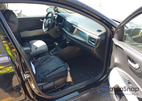 2020 Kia Rio S z USA, uszkodzony, nr VIN 3KPA24AD5LE330140